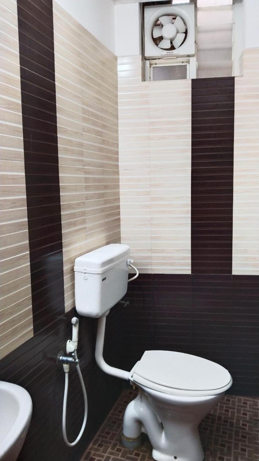 Hotel Falcon Thiruvananthapuram Bagian luar foto